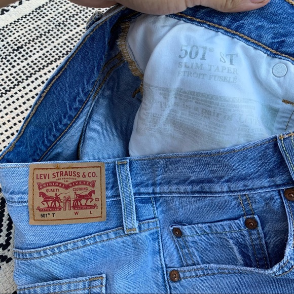 Levi's 501 Tapered Slim Jeans size 27 - Picture 6 of 7